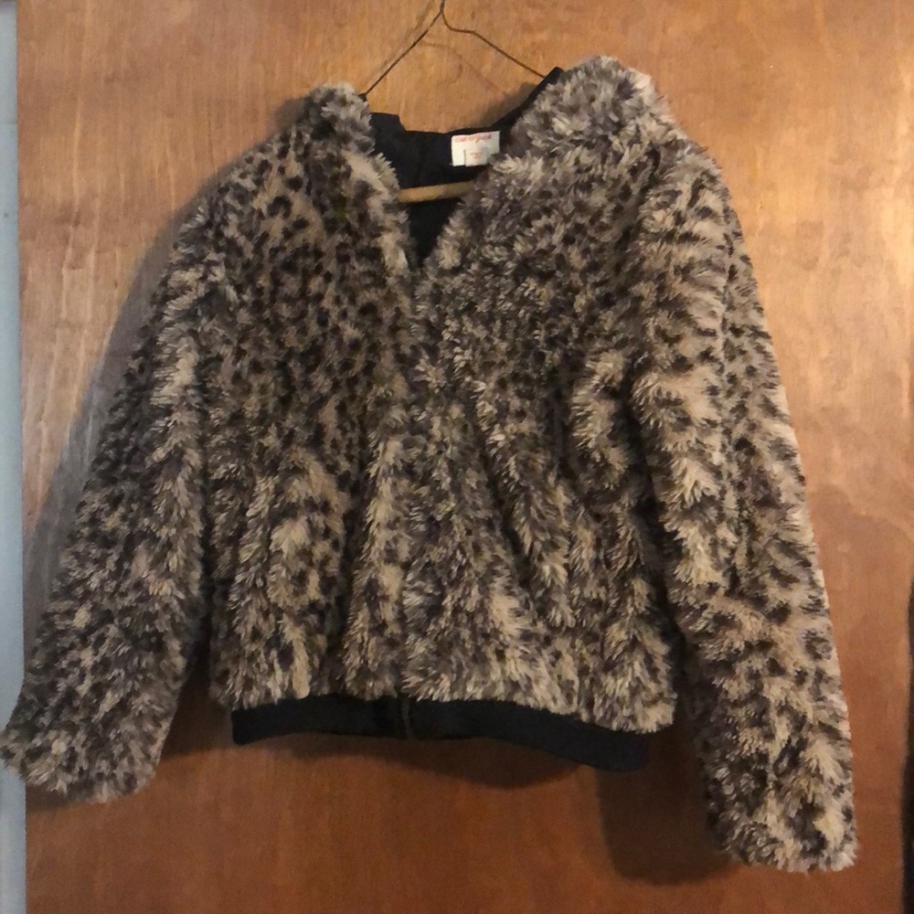 SOLD 3/$15 Cat & Jack furry cat coat!
